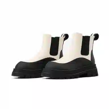 Daphne Chelsea Boots