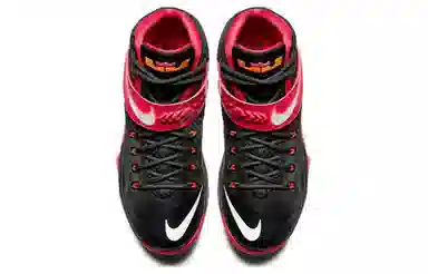 Nike Lebron 8