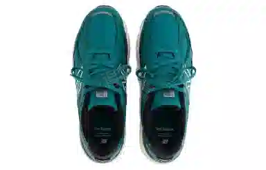 New Balance 990 V4 Green
