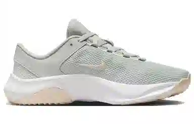 Nike Legend Essential 3 Light Green