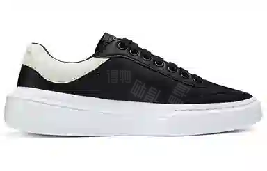 Skechers Court Classics