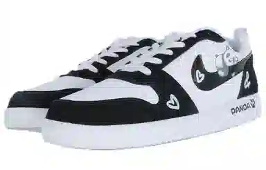 Nike Court Borough low