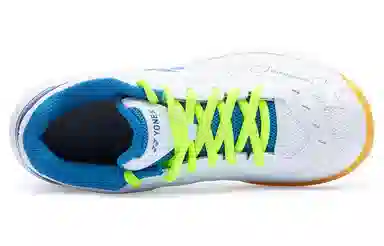 YONEX