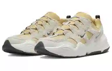 Nike Tech Hera