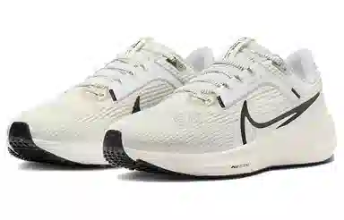 Nike Air Zoom Pegasus 40 White
