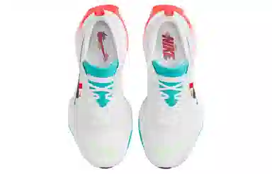 Nike Invincible Run 3
