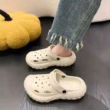 XMISTUO Thick Sole EVA Clogs