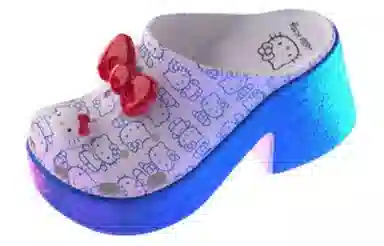 Hello Kitty x Crocs Siren