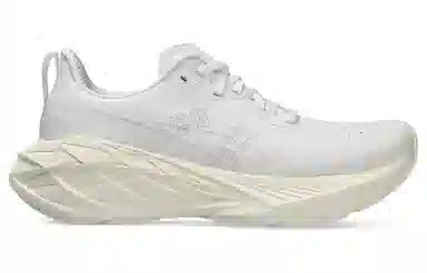 Asics Novablast 4