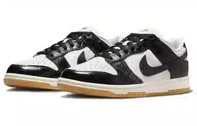 Nike Dunk LX