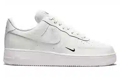 Nike Air Force 1 '07 ESS TRK3