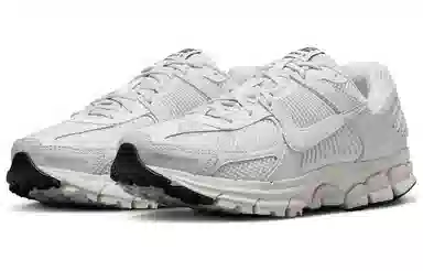 Nike Air Zoom Vomero 5