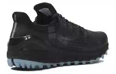 Saucony
