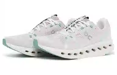 On Cloudsurfer