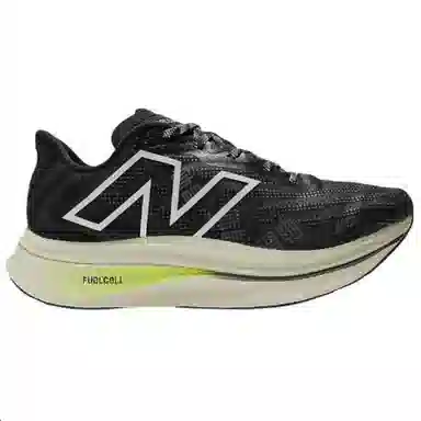 New Balance FuelCell SuperComp Trainer v2