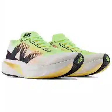 New Balance FuelCell Rebel V4