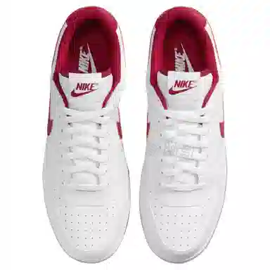 Nike BIG NIKE LOW