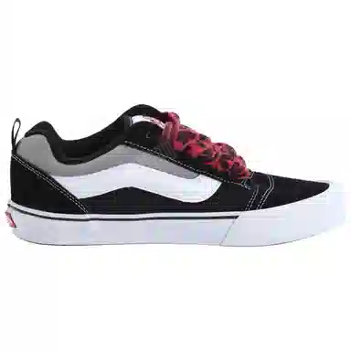 Vans Knu Skool