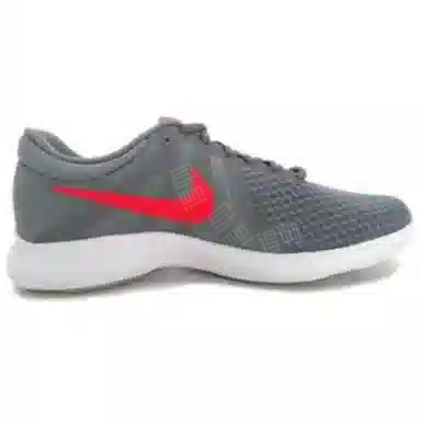 Nike REVOLUTION 4