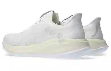 Asics Gel-Cumulus 26