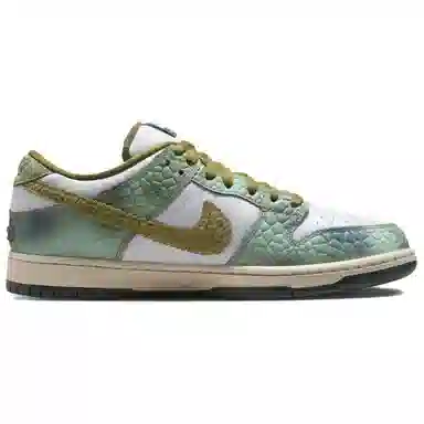 Nike Dunk SB Low