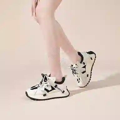 x safiya