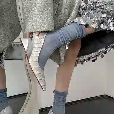 AIQINISHA