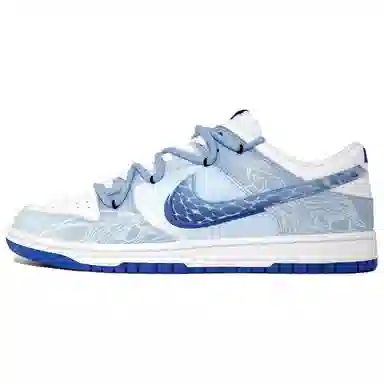 Nike Dunk Low "Hyper Royal" LTDZ