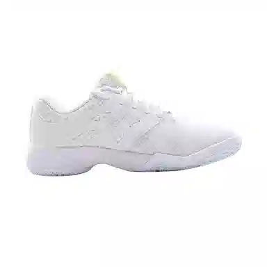 YONEX