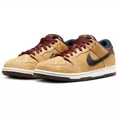 Nike SB Dunk Low "City of Cinema"