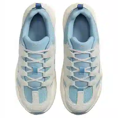 Nike Tech Hera