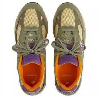 New Balance 993 Olive Leaf Maiz