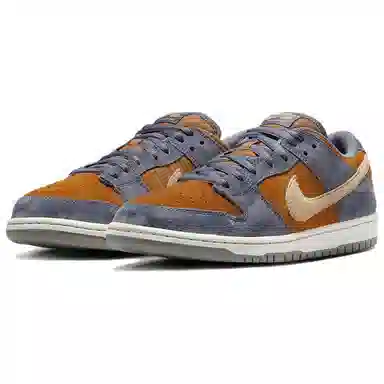 Nike SB Dunk Low "Light Carbon"