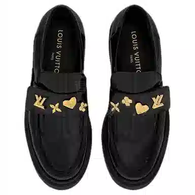 LOUIS VUITTON LV Academy