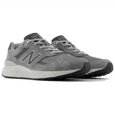 New Balance NB 880