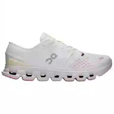 On Cloud X 4 Ivory White