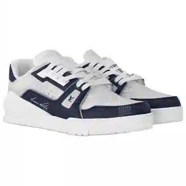 LOUIS VUITTON Trainer 37