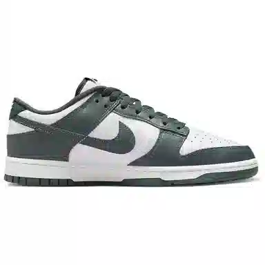 Nike Dunk Low "Vintage Green"