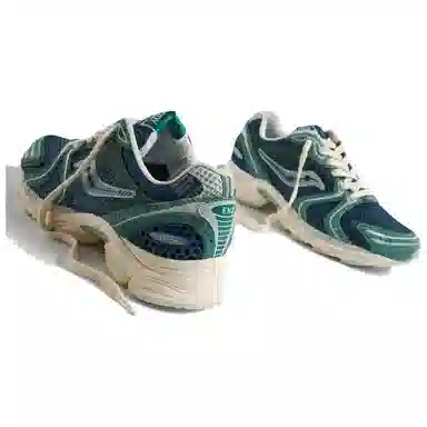 END x Saucony ProGrid Triumph 4 Nessie