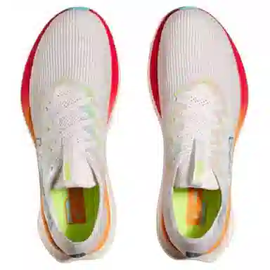 HOKA ONE ONE CIELO X1