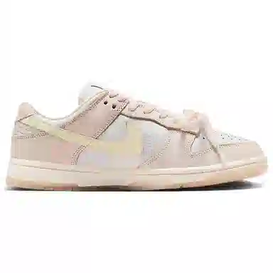 Nike Dunk Low "Light Soft Pink"