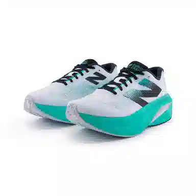 New Balance FuelCell SuperComp Trainer v3 Green