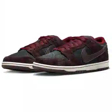 RIOT Skateshop x Nike SB Dunk Low