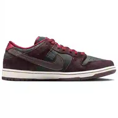 RIOT Skateshop x Nike SB Dunk Low
