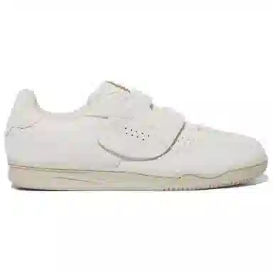 FILA Slant Shot