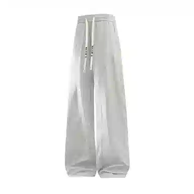 maxim's de paris vibe