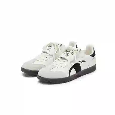 Champion Essentials Champ T-trainer T Logo