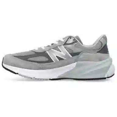 New Balance 990 V6