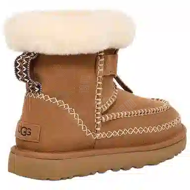 UGG