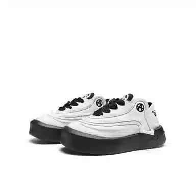 Acupuncture Low Top Ivory